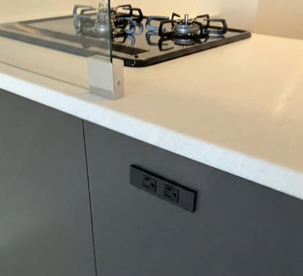 リビング側電源